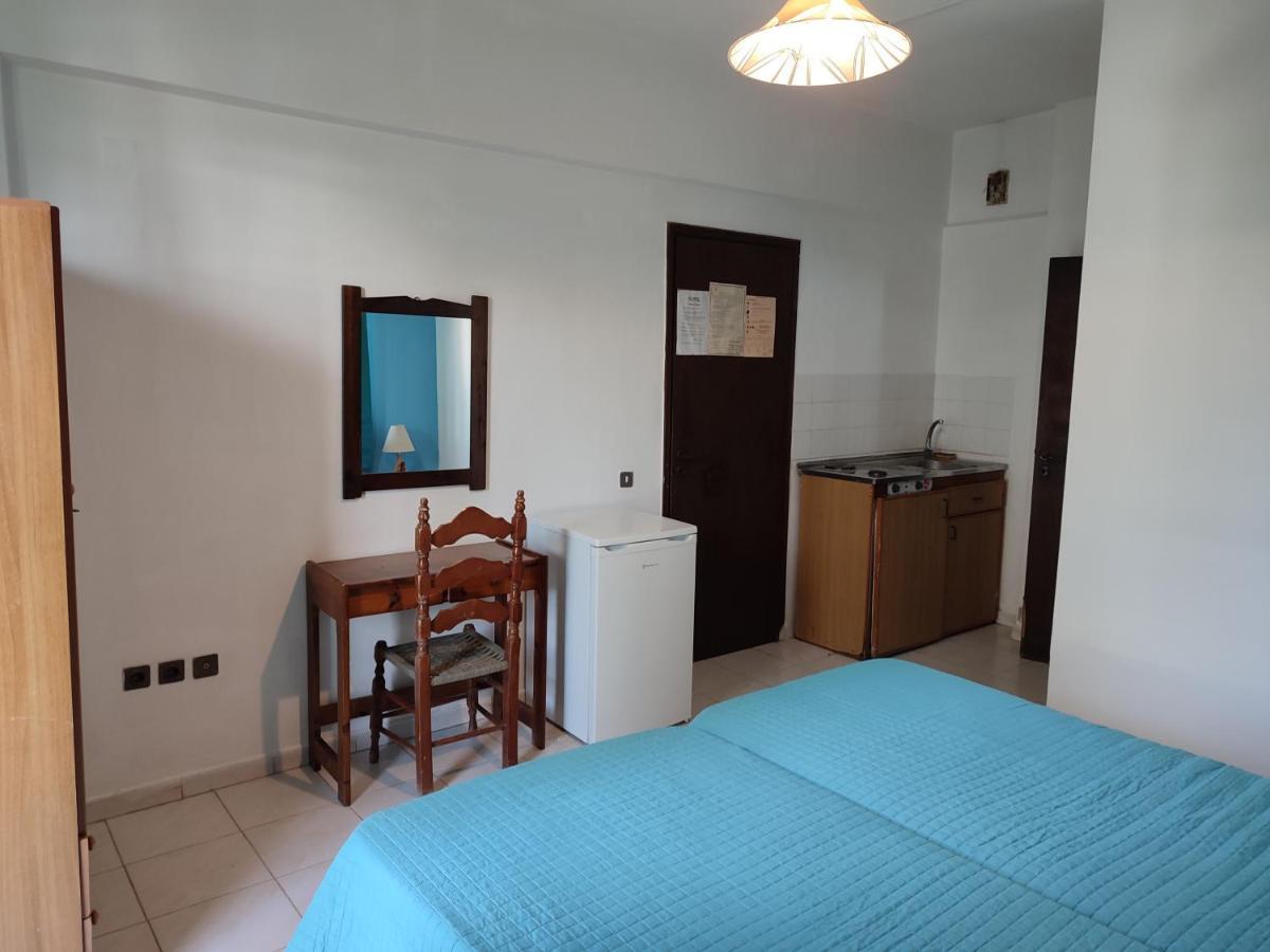 Dolphin Apartments Фалираки Экстерьер фото