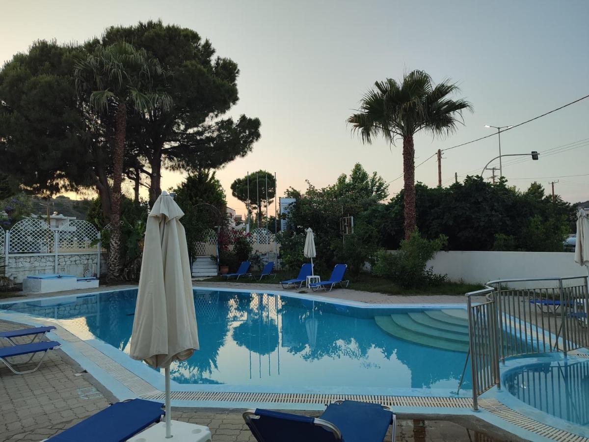 Dolphin Apartments Фалираки Экстерьер фото